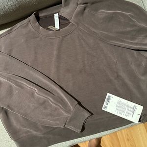 Lululemon Softreme Perfectly Oversized Cropped Crew Espresso. Size 8. NWT.